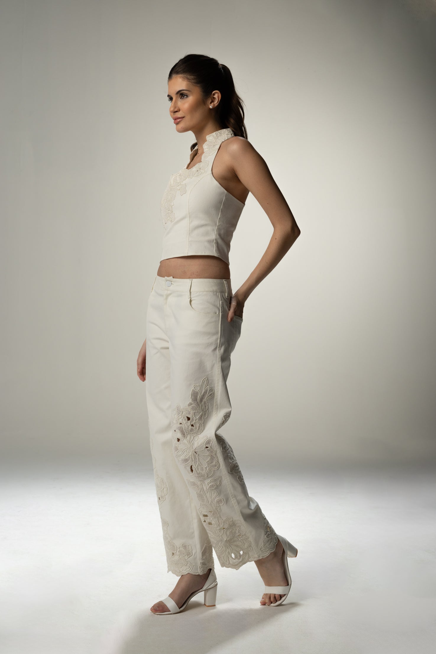 Avery Trouser