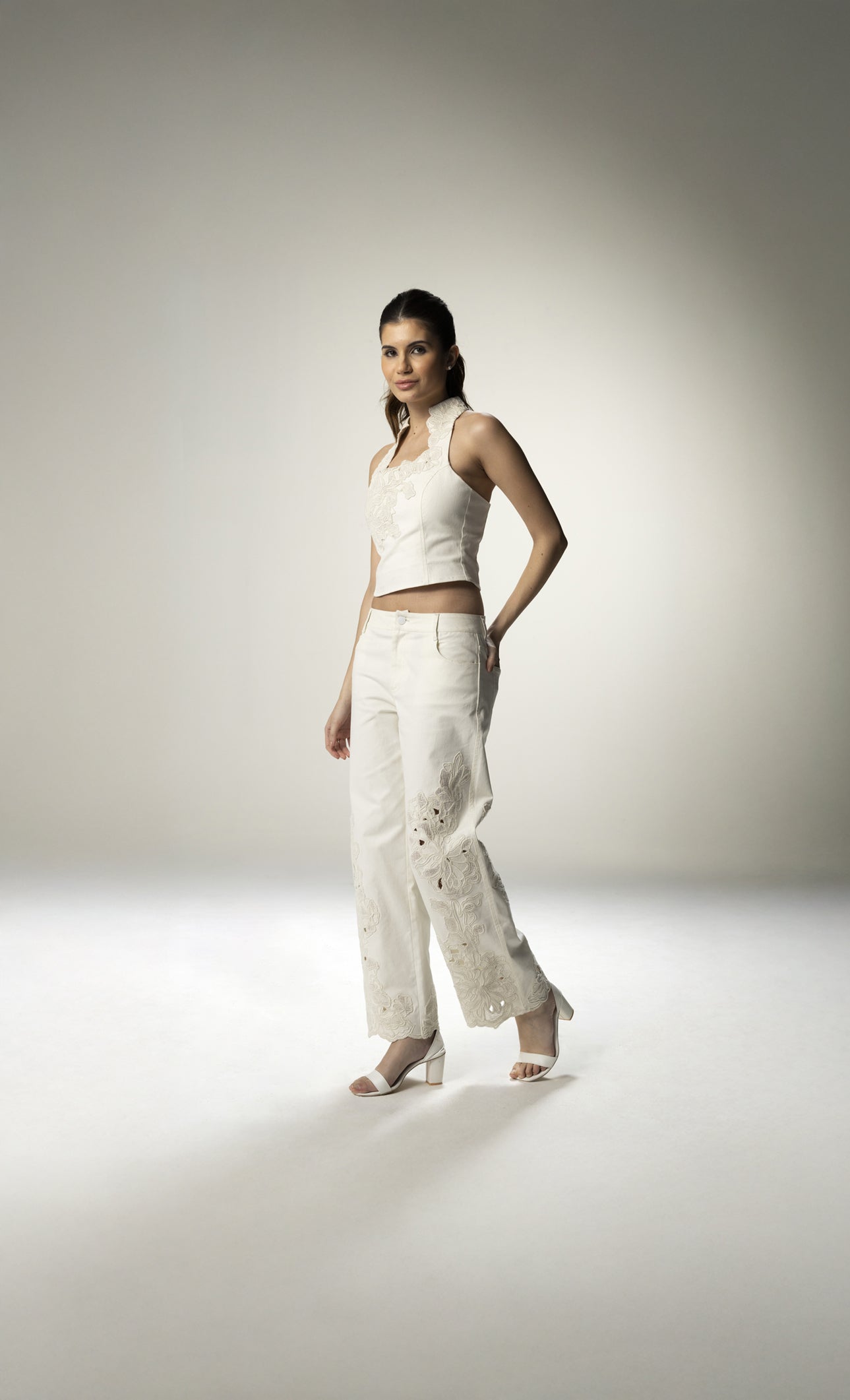 Avery Trouser